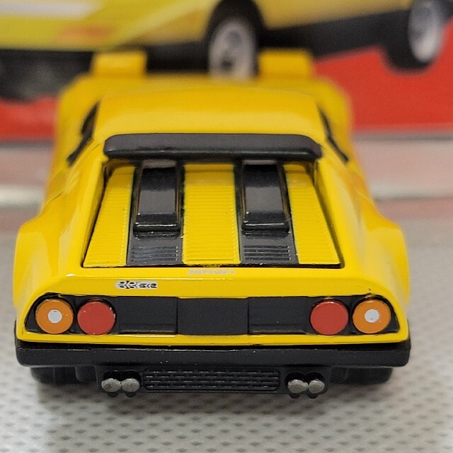 Ferrari(フェラーリ)の【新同品】トミカ プレミアム 512BB トミカプレミアム発売記念仕様 エンタメ/ホビーのおもちゃ/ぬいぐるみ(ミニカー)の商品写真