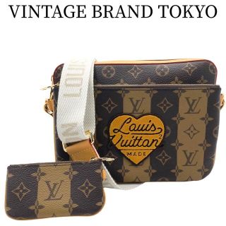 ルイヴィトン(LOUIS VUITTON)のLOUIS VUITTON ルイヴィトン ショルダーバッグ モノグラムストライプ LV×NIGO トリオメッセンジャー  M45965    ブラウン 茶 ゴールド金具 レディース ギフト 美品【中古品】(ショルダーバッグ)