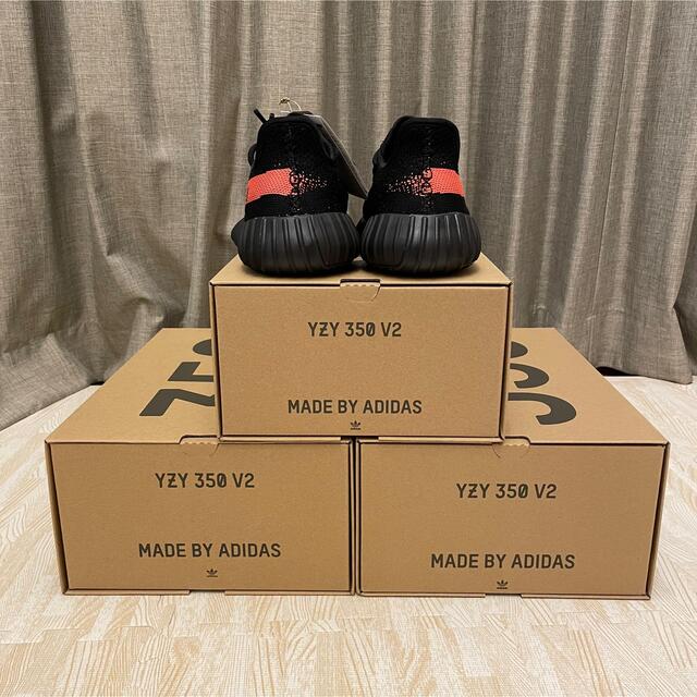 adidas(アディダス)のAdidas Yeezy 350 V2 Core Black Red 24.0㌢ レディースの靴/シューズ(スニーカー)の商品写真