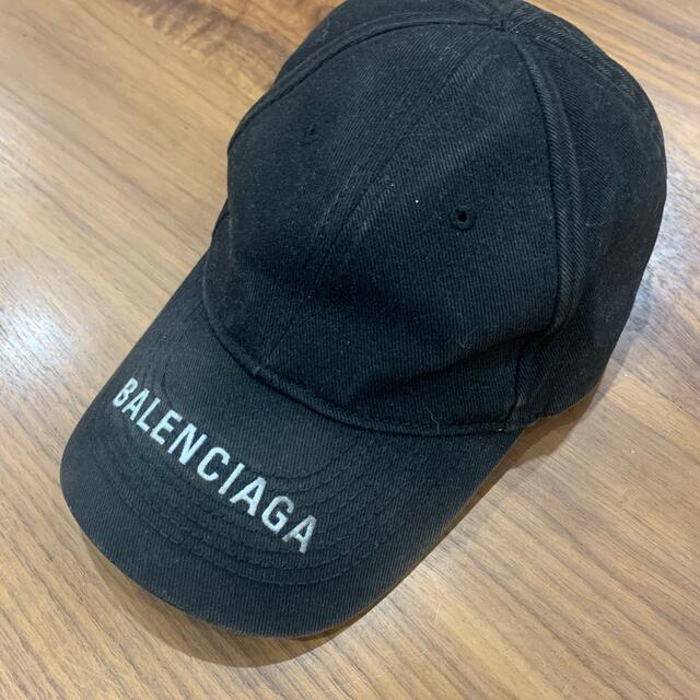 BALENCIAGA  バレンシアガ帽子　キャップ　ツバロゴ  L59サイズ帽子