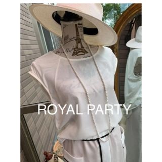 ロイヤルパーティー(ROYAL PARTY)の綺麗なお姉さんのロイヤルパーティーゆったり楽ちんシャツ(カットソー(半袖/袖なし))