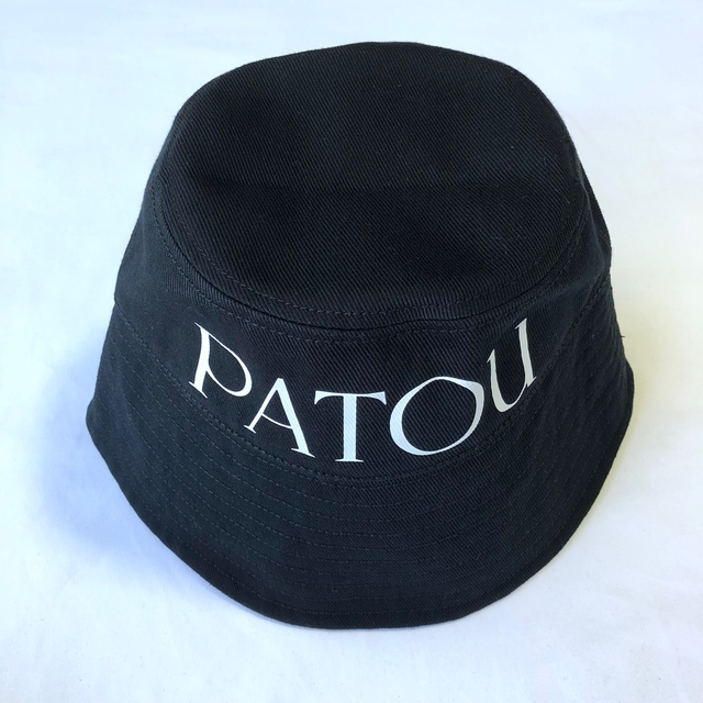 新品未着用] Patou ロゴ バケットハット ブラック M/L帽子 - www