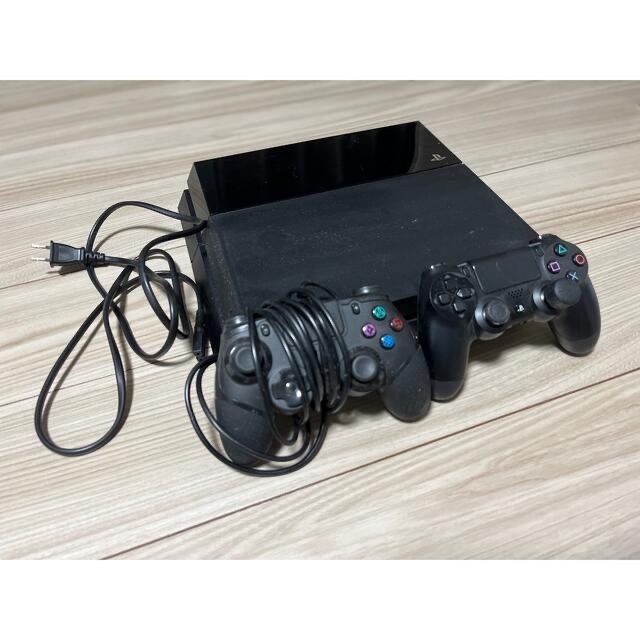プレイステーション4（PlayStation4）コントローラー2つ付き