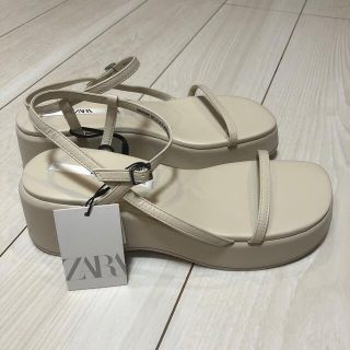 ザラ(ZARA)の新品未使用　zaraサンダル　38 24.5センチ(サンダル)