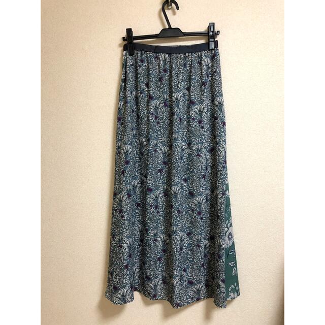 IENA(イエナ)のイエナ   フラワープリントスカート   レディースのスカート(ロングスカート)の商品写真