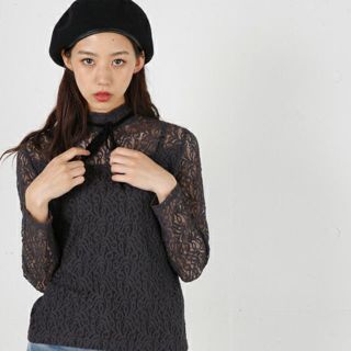 マウジー(moussy)の値下げレースブラウス 今季(シャツ/ブラウス(長袖/七分))