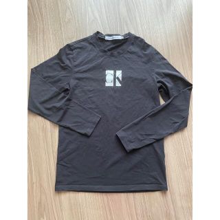 カルバンクライン(Calvin Klein)のカルバンクライン　シルエットロゴロングスリーブTシャツ　カットソー(Tシャツ/カットソー(七分/長袖))