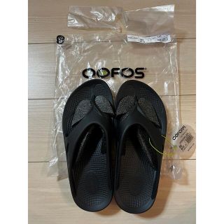 ウーフォス(OOFOS)のウーフォス　サンダル　Black 27cm(サンダル)