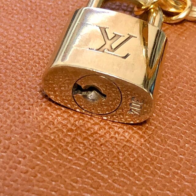 LOUIS VUITTON(ルイヴィトン)のルイヴィトン パドロック カデナ 南京錠  鍵 キーホルダー　キーチェーン レディースのファッション小物(キーホルダー)の商品写真