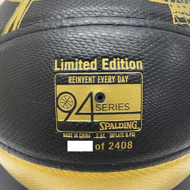 世界2408球 コービーブライアント 殿堂入り記念ボール Kobe Bryant www