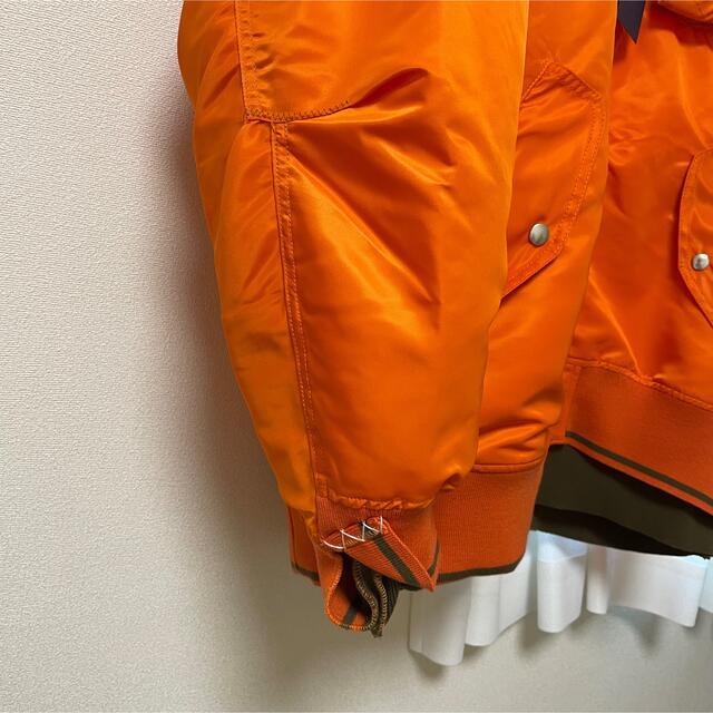 kolor(カラー)の【未使用】Kolor 22AW MA-1ブルゾン オレンジ メンズのジャケット/アウター(ブルゾン)の商品写真