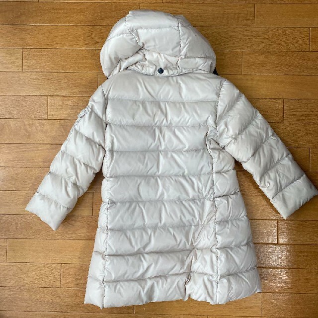 MONCLER(モンクレール)の確実正規品！！MONCLER ダウンジャケット♡ キッズ100サイズです。 キッズ/ベビー/マタニティのキッズ服女の子用(90cm~)(ジャケット/上着)の商品写真