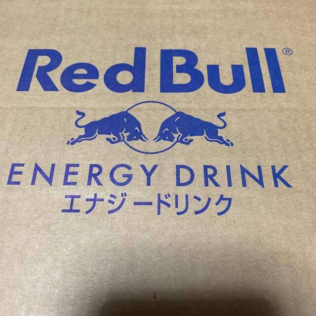 red bull レッドブル　250ml×24本　1ケース 食品/飲料/酒の飲料(ソフトドリンク)の商品写真