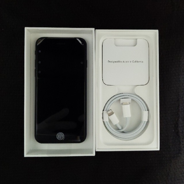 スマホ/家電/カメラiPhone SE3第3世代  64GB ミッドナイト ブラック