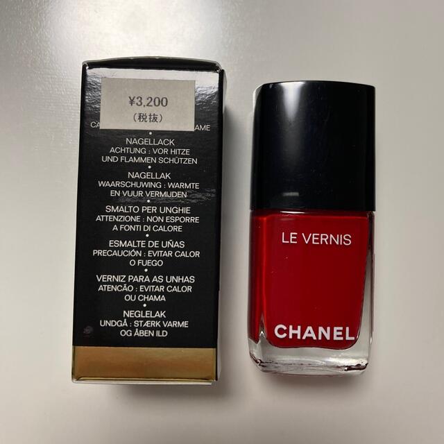 CHANEL(シャネル)のCHANEL ネイル　マニキュア　赤　レッド　ヴェルニ　ロング　トゥニュ　500 コスメ/美容のネイル(マニキュア)の商品写真