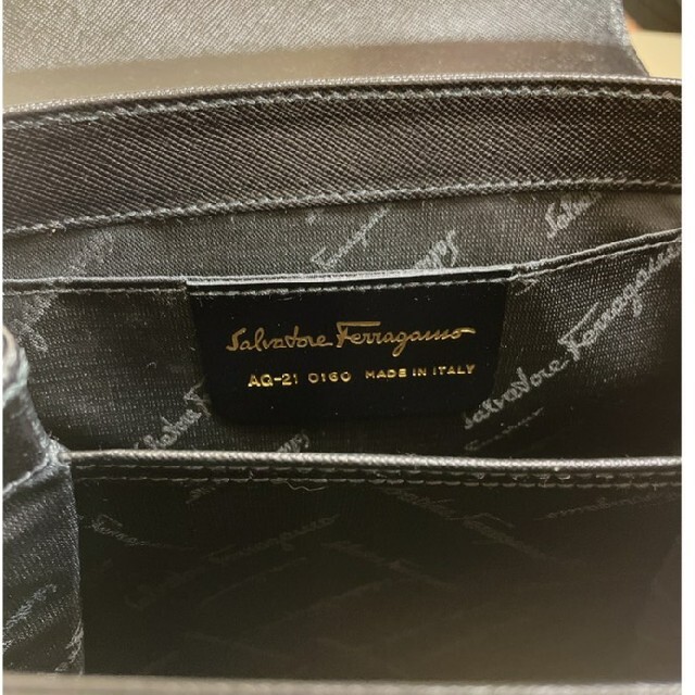 Ferragamo(フェラガモ)の【新品】フェラガモ ガンチーニ 2way バッグ ショルダー レザー 黒 レディースのバッグ(ハンドバッグ)の商品写真