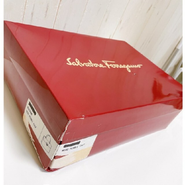 Ferragamo(フェラガモ)の【新品】フェラガモ ガンチーニ 2way バッグ ショルダー レザー 黒 レディースのバッグ(ハンドバッグ)の商品写真