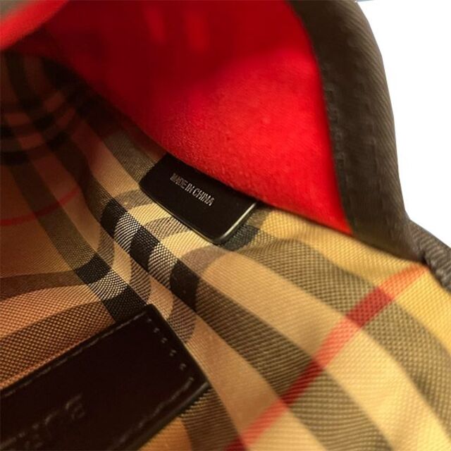 BURBERRY(バーバリー)の【新品】BURBERRY　ベージュ　チェック　ポーチ　ショルダー　バッグ メンズのバッグ(ショルダーバッグ)の商品写真