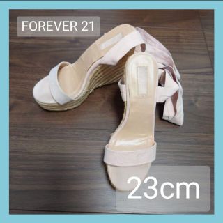 フォーエバートゥエンティーワン(FOREVER 21)のFOREVER21 フォーエバー21 ウエッジソールサンダル リゾート 23cm(サンダル)