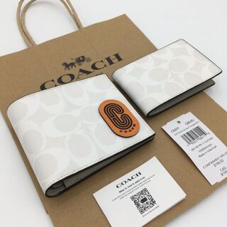 コーチ(COACH)の[COACH] シグネチャー レトロ 3in1 折り財布 C8297（ホワイト）(折り財布)