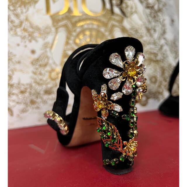 DOLCE&GABBANA - ドルガバ サンダル フラワースタッズの通販 by