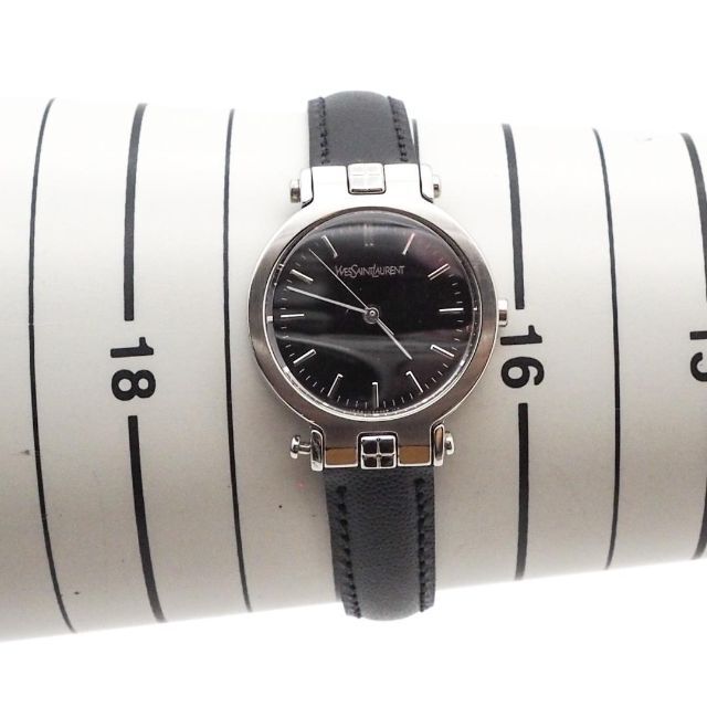 Yves Saint Laurent Beaute(イヴサンローランボーテ)の《希少》イヴサンローラン 腕時計 ブラック ヴィンテージ レザー クォーツ レディースのファッション小物(腕時計)の商品写真