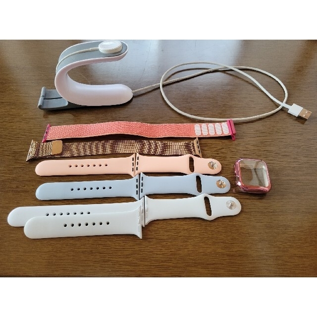 Apple Watch - 【早い者勝ち！】Apple Watch SE GPSモデルの通販 by 小 ...