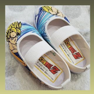 アサヒシューズ(アサヒシューズ)の【未使用】ドラゴンボールZ　上靴　14cm 白　悟空　ベジータ　キッズ　アサヒ(その他)