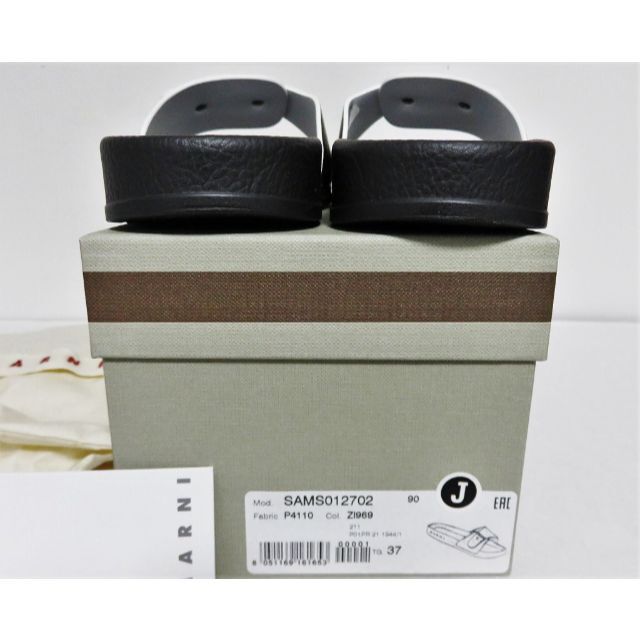Marni(マルニ)の定価3.9万 新品 MARNI バックル シャワー サンダル 37 イタリア製 レディースの靴/シューズ(サンダル)の商品写真