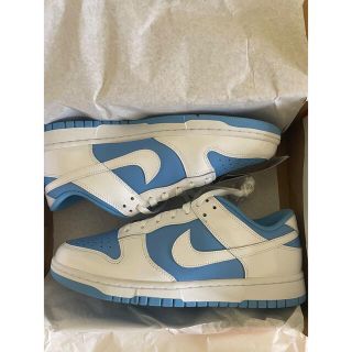 ナイキ(NIKE)の【新品】NIKE DUNK LOW ナイキ ダンク　UNC(スニーカー)