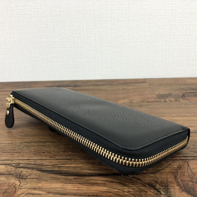 未使用品 Salvatore Ferragamo 長財布 ヴァラ 436 - 財布