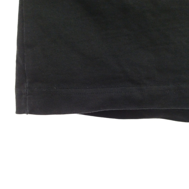 VETEMENTS ヴェトモン 20AW Gothic Font Longsleeve Tee UAH21TR526