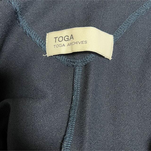 TOGA(トーガ)のトーガ　TOGA オールインワン　肩リボン調整　ノースリーブ　ショートパンツ レディースのパンツ(オールインワン)の商品写真