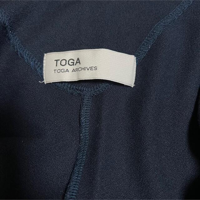 TOGA(トーガ)のトーガ　TOGA オールインワン　肩リボン調整　ノースリーブ　ショートパンツ レディースのパンツ(オールインワン)の商品写真