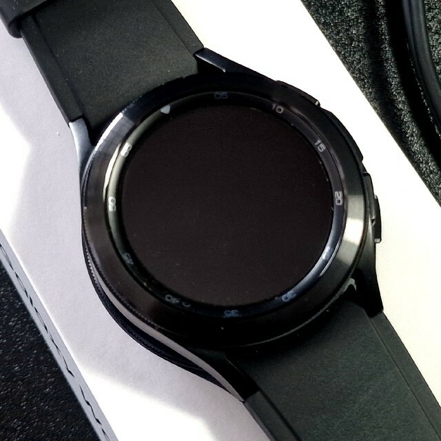 Galaxy(ギャラクシー)のGalaxy Watch 4 Classic [SM-R885FZKAPHE] スマホ/家電/カメラのスマホアクセサリー(その他)の商品写真