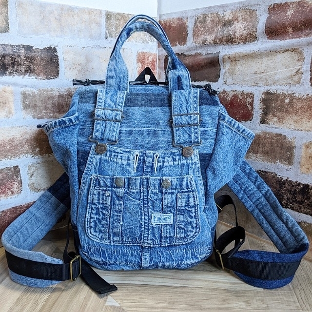 デニムリメイク 👖 ワイヤー口金リュック 🎒の通販 by ʸᵁᴰᵁ_ᴰᴿ ... デニムリメイク * ワイヤーリュック