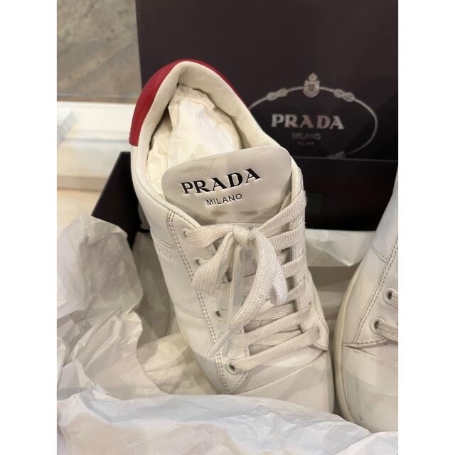 PRADA スニーカー PRADA スニーカー