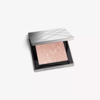 バーバリー(BURBERRY)の【新品／未使用】バーバリー★Fresh Glow Highlighter(チーク)