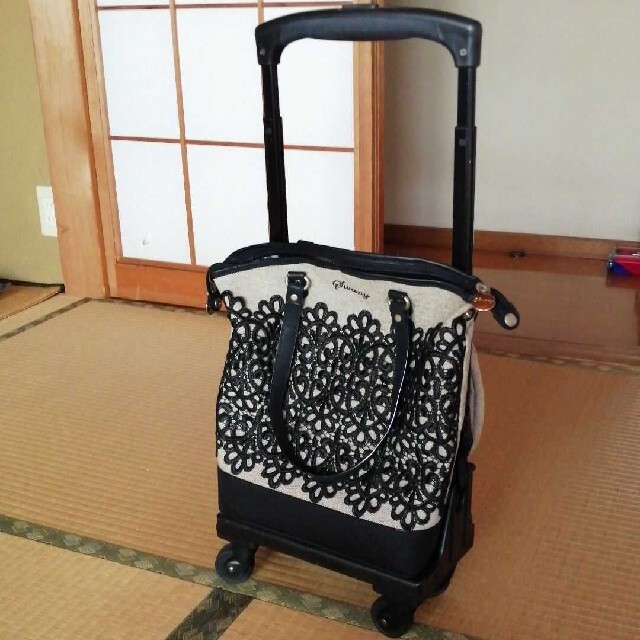 キャリーバッグ レディースのバッグ(スーツケース/キャリーバッグ)の商品写真