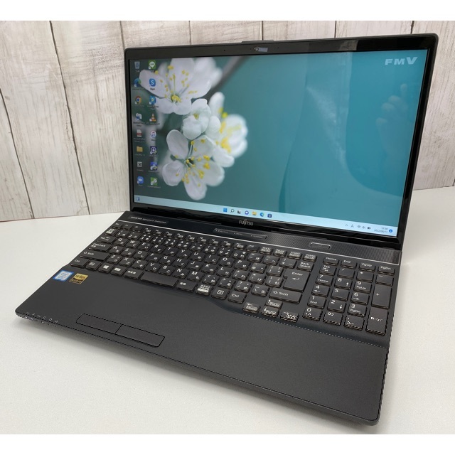 美品】 富士通 - Windows11 Core i7-8565U SSD1TB メモリ16GB ノートPC