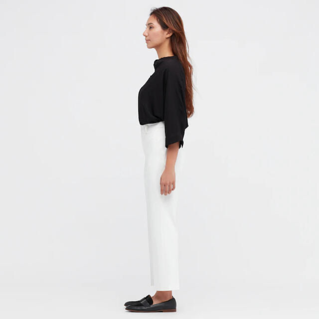 UNIQLO�X�}�[�g�A���N���p���c �z���C�g