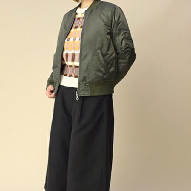 w closet(ダブルクローゼット)のw closet MA_1 レディースのジャケット/アウター(ブルゾン)の商品写真