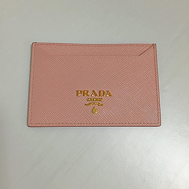 PRADA(プラダ)の正規品💕PRADAサフィアーノ定期入れ レディースのファッション小物(名刺入れ/定期入れ)の商品写真