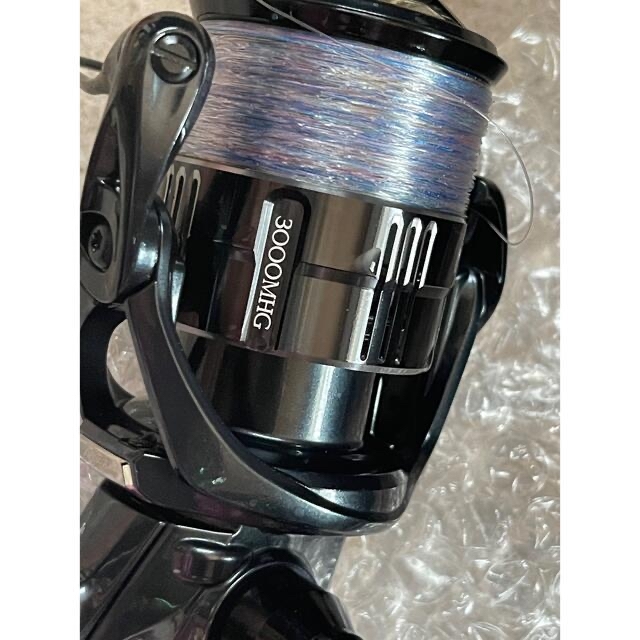 SHIMANO(シマノ)の19ヴァンキッシュ3000MHG スポーツ/アウトドアのフィッシング(リール)の商品写真