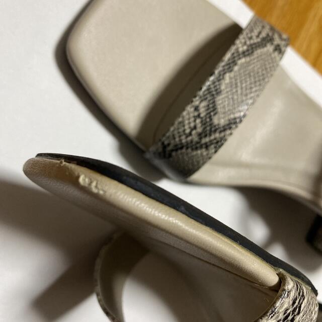 AZUL by moussy(アズールバイマウジー)のAZUL BY MOUSSY サンダル パイソン柄 Lサイズ レディースの靴/シューズ(サンダル)の商品写真