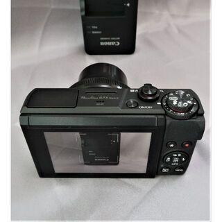 Canon - F1.8と１型ｾﾝｻｰコンデジ ２０１０万画素・WiFi搭載の通販 by ...