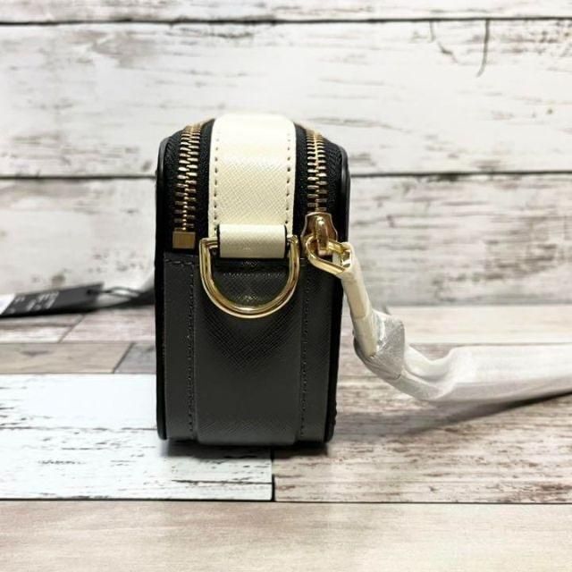 【新品】MARC JACOBS ニューブラックマルチ　黒　白