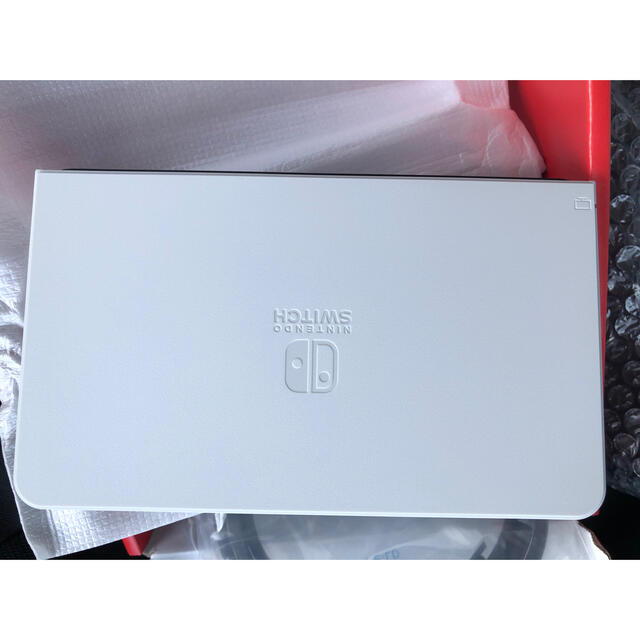 任天堂(ニンテンドウ)の✨本体美品✨Nintendo Switch 有機ELディスプレイ 付属品あり エンタメ/ホビーのゲームソフト/ゲーム機本体(家庭用ゲーム機本体)の商品写真