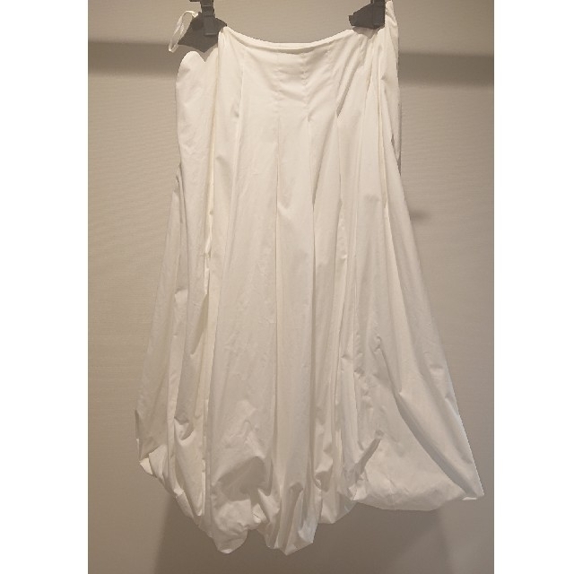 ENFOLD(エンフォルド)のENFOLD バルーンスカート ホワイト レディースのスカート(ロングスカート)の商品写真