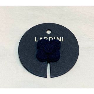 ラルディーニ(LARDINI)のLARDINI　ラルディー二　ブートニエール　ラペルピン　ネイビー／ネイビー(その他)